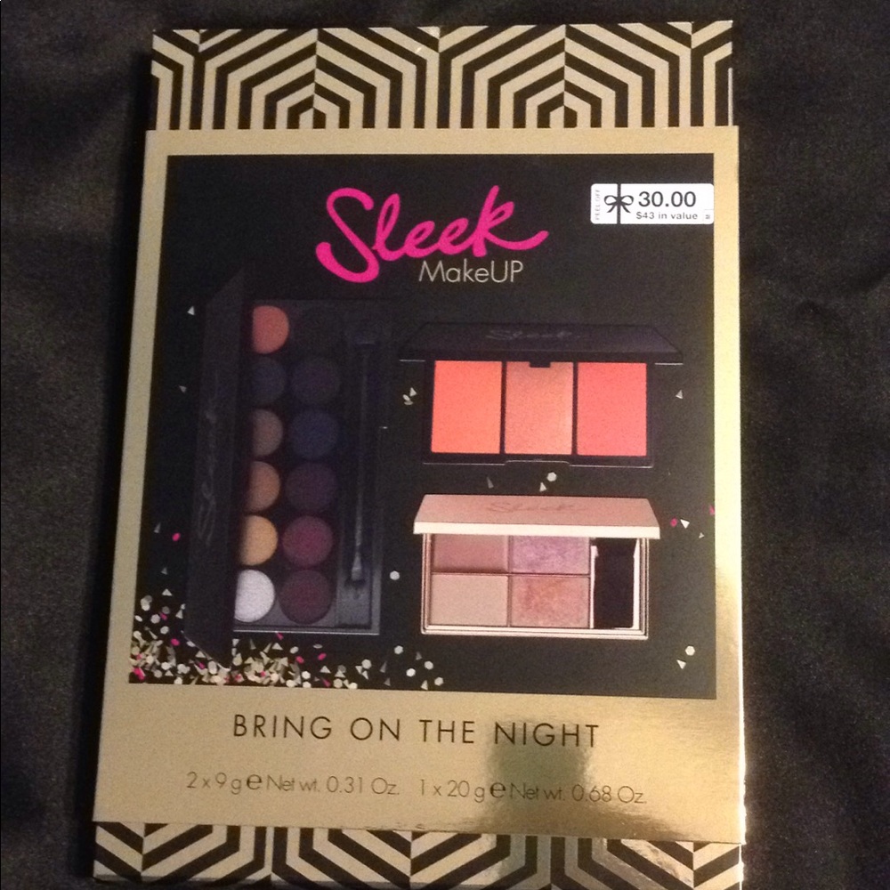 Sleek Makeup Kit